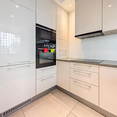 Rymarska Spacious By Bookinghost Апартаменты