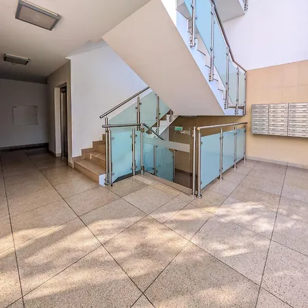 Rymarska Spacious By Bookinghost Апартаменты